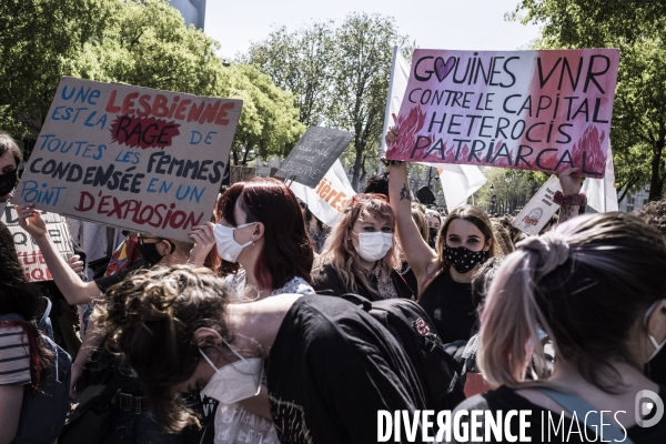 Marche lesbienne.