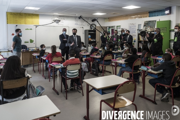 Déplacement d Emmanuel Macron à l école élémentaire Paul Cézanne.