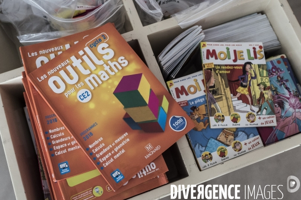 Déplacement d Emmanuel Macron à l école élémentaire Paul Cézanne.