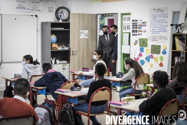 Déplacement d Emmanuel Macron à l école élémentaire Paul Cézanne.