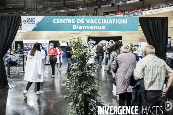 Centre de vaccination du Vélodrome de Saint-Quentin en Yvelines