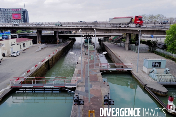 Le canal Saint Denis