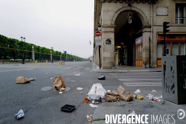 Détritus sur la voie publique