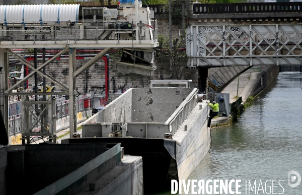 Chantier du futur metro des lignes 16 et 17