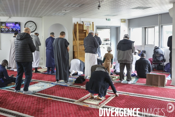 Prière du Vendredi Mosquée de Bordeaux Nord, Bruges et Bouscat