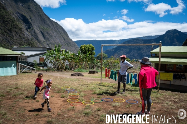 La Reunion : La vie dans le cirque de Mafate