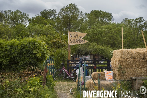 Mobilisation contre la disparition de jardins partages a aubervilliers.