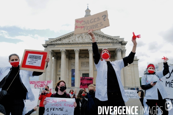 Manifestation des sages femmes