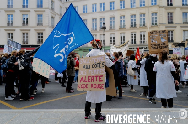Manifestation des sages femmes
