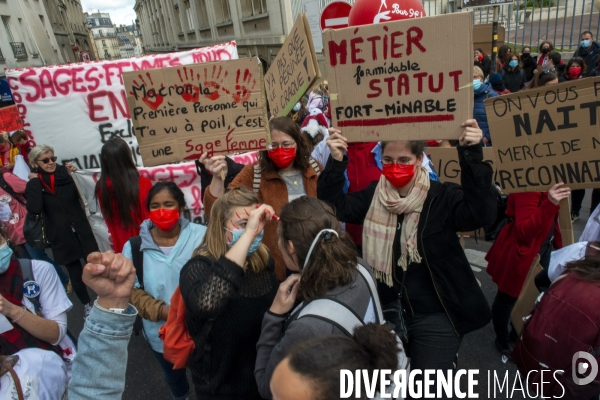 Manifestation des sages femmes