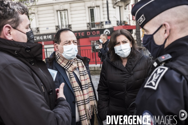 Anne Hidalgo dans le quartier de la goutte d or