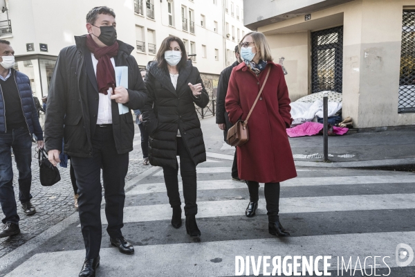 Anne Hidalgo dans le quartier de la goutte d or