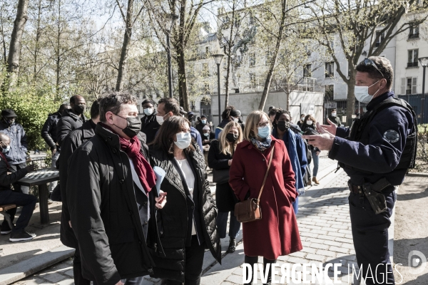 Anne Hidalgo dans le quartier de la goutte d or