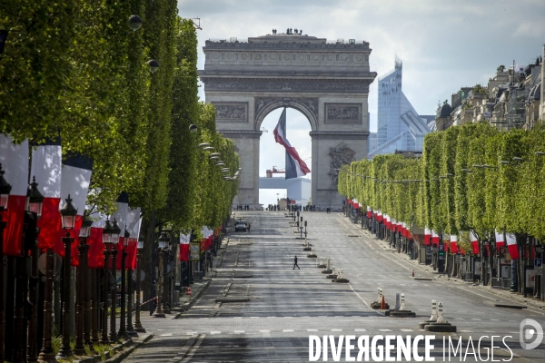 Emmanuel MACRON preside la cérémonie du 8 mai.