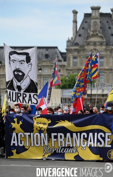 Défilé de l Action Française pour rendre hommage à Jeanne d Arc