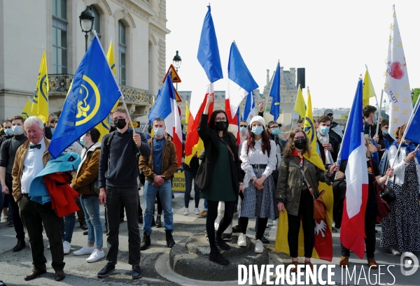 Défilé de l Action Française pour rendre hommage à Jeanne d Arc
