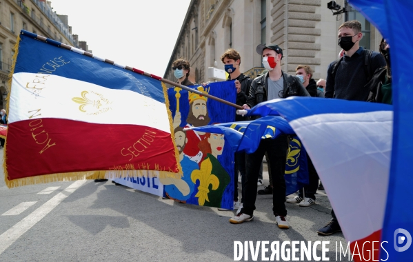 Défilé de l Action Française pour rendre hommage à Jeanne d Arc