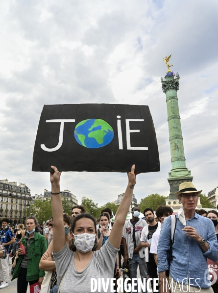 Marche pour le climat 2021, le 9 mai à Paris. Walk for the climate.