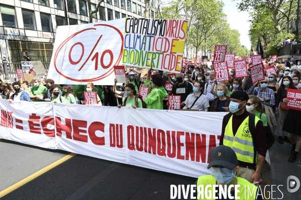Marche pour le climat 2021, le 9 mai à Paris. Walk for the climate.