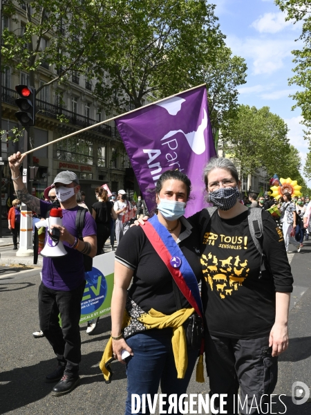 Marche pour le climat 2021, le 9 mai à Paris. Walk for the climate.