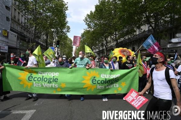 Marche pour le climat 2021, le 9 mai à Paris. Walk for the climate.