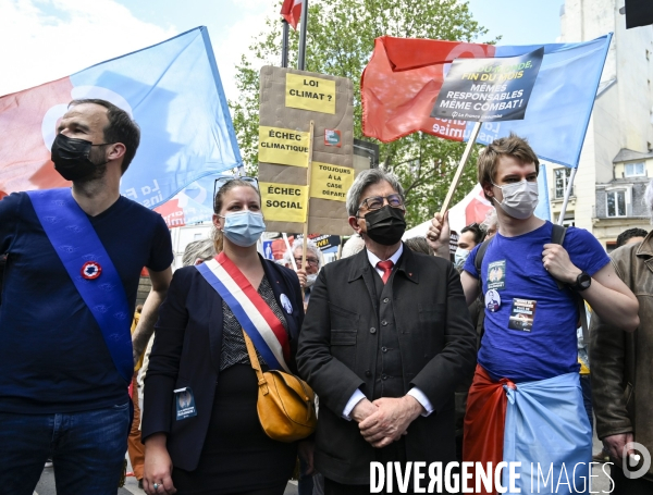 Marche pour le climat 2021, le 9 mai à Paris. Walk for the climate.