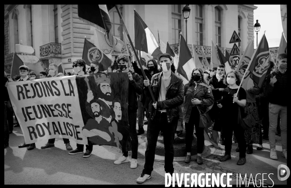 Défilé de l Action Française pour rendre hommage à Jeanne d Arc