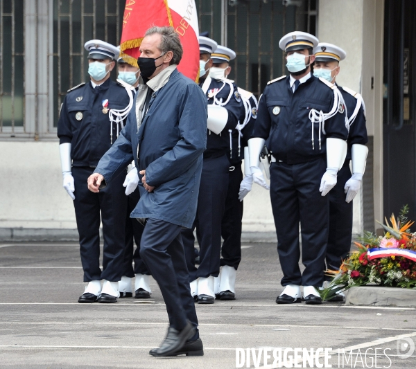 Hommage aux policiers morts pour la France