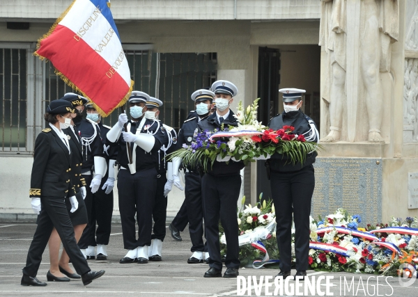 Hommage aux policiers morts pour la France