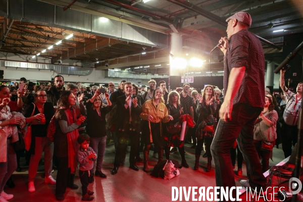 Concert du chanteur HK
