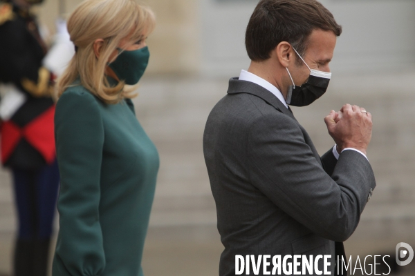 Emmanuel Macron recoit le President argentin