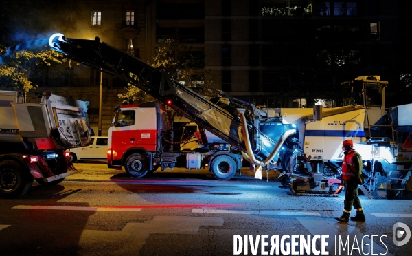 Réfection de la chaussée boulevard du montparnasse à Paris