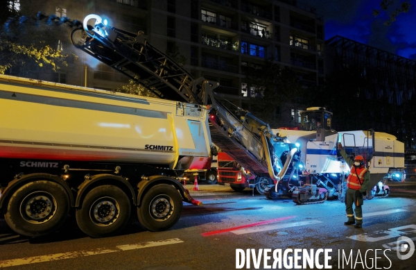 Réfection de la chaussée boulevard du montparnasse à Paris