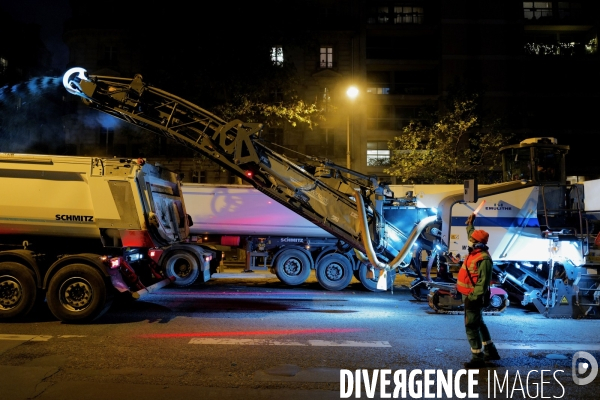 Réfection de la chaussée boulevard du montparnasse à Paris