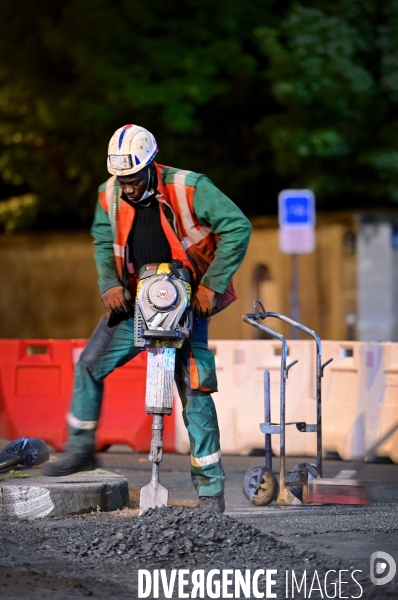 Réfection de la chaussée boulevard du montparnasse à Paris