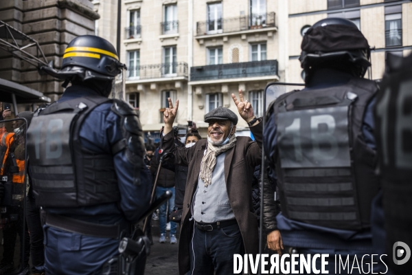 Manifestation interdite en soutien aux palestiniens et contre la politique d israel