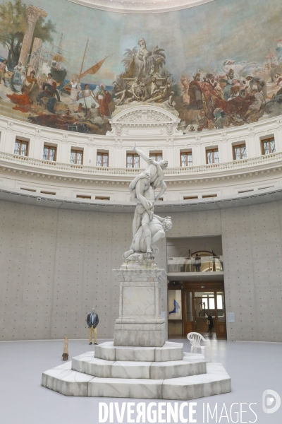 Ouverture de la bourse du commerce, nouveau musee de francois pinault