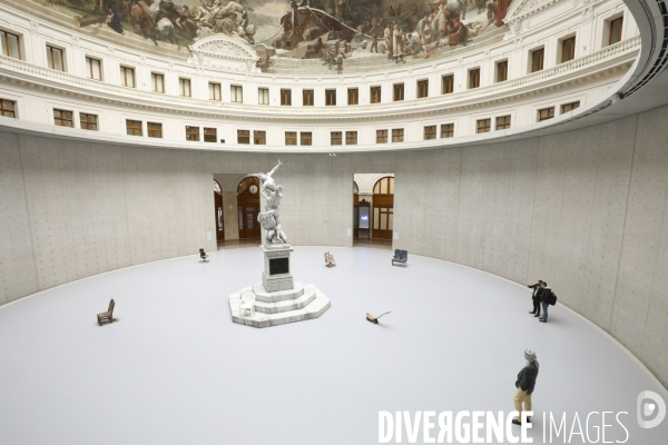 Ouverture de la bourse du commerce, nouveau musee de francois pinault