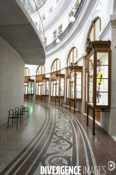 Ouverture de la bourse du commerce, nouveau musee de francois pinault