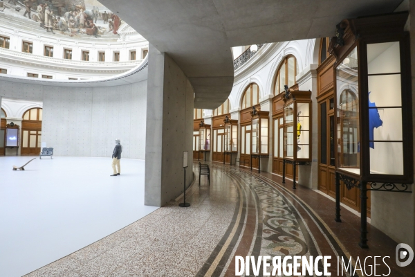 Ouverture de la bourse du commerce, nouveau musee de francois pinault