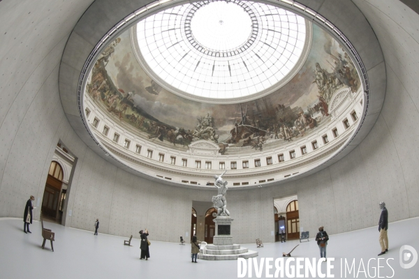 Ouverture de la bourse du commerce, nouveau musee de francois pinault