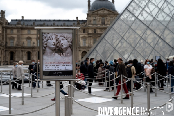 Musée du Louvre. Déconfinement.