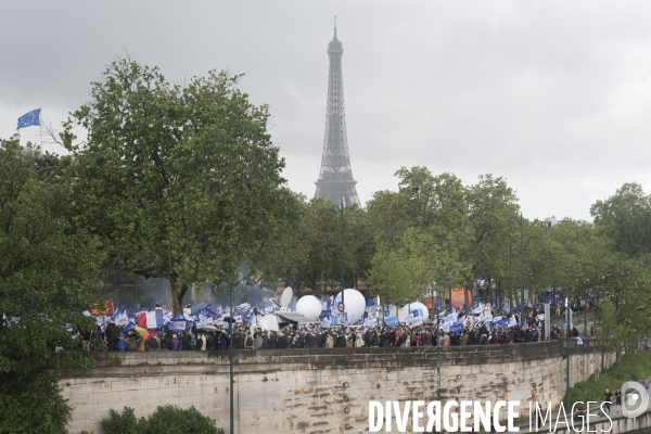 Marche citoyenne des policiers