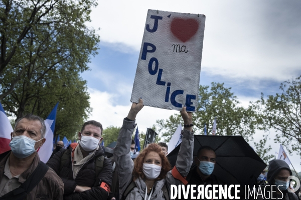 Marche citoyenne des policiers