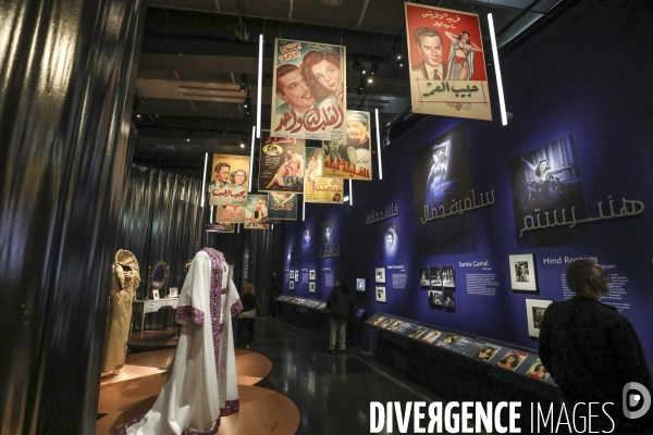 Exposition les divas a l institut du monde arabe