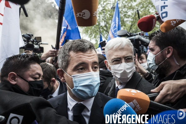 Rassemblement à l appel des syndicats de police.