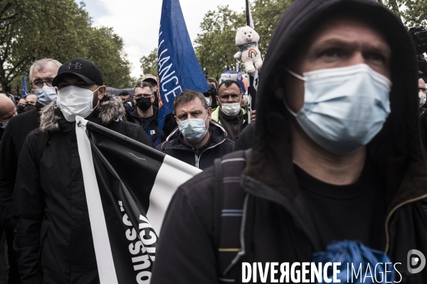 Rassemblement à l appel des syndicats de police.