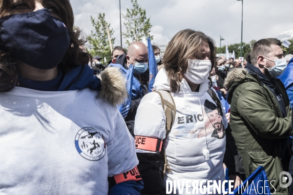 Rassemblement à l appel des syndicats de police.