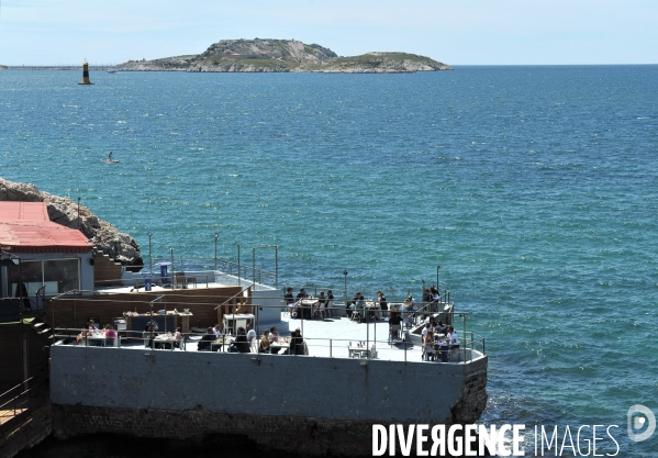 Réouverture des terrasses et boutique à Marseille