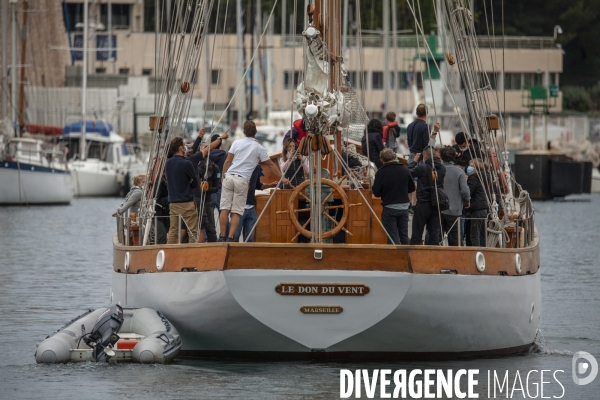 La Flottille des Pirates du Plastique à Marseille 